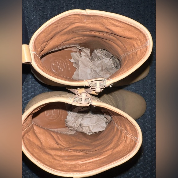 Tory Burch Tan Leather Zip Raya Booties - Picture 8 of 8